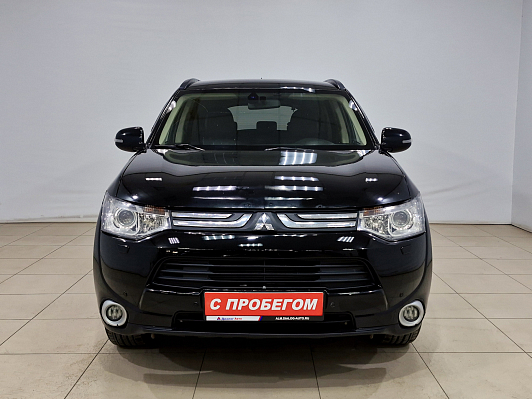Mitsubishi Outlander Ultimate, 2014 года, пробег 225319 км