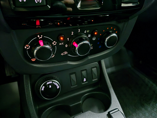 Renault Duster Drive, 2020 года, пробег 271502 км