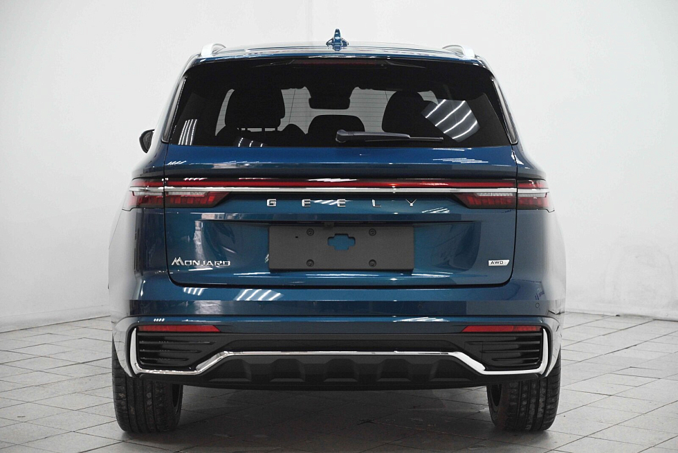 Geely Monjaro Flagship (2023-2025), синий