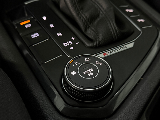Volkswagen Tiguan, 2018 года, пробег 119000 км