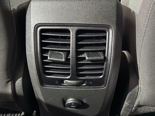 Ford Kuga, 2016 года, пробег 101400 км