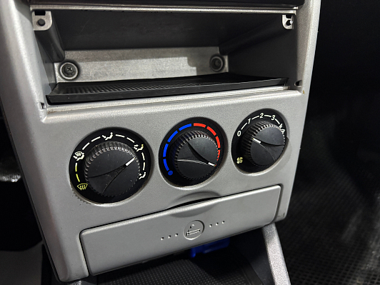 Lada (ВАЗ) Priora Норма, 2010 года, пробег 189590 км