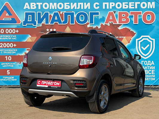 Renault Sandero Stepway Life, 2020 года, пробег 81000 км