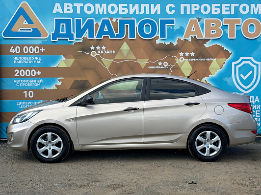 Hyundai Solaris Optima, 2011 года, пробег 153000 км