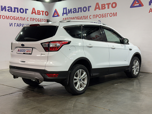 Ford Kuga, 2016 года, пробег 101400 км