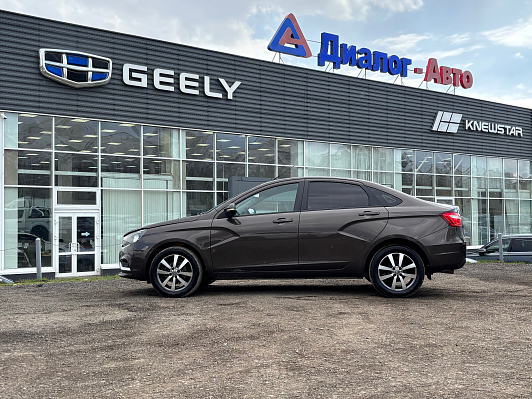 Lada (ВАЗ) Vesta Luxe Multimedia, 2017 года, пробег 206943 км