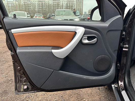 Lada (ВАЗ) Largus Luxe Glonass (7 мест) (2018-2019), 2019 года, пробег 118985 км