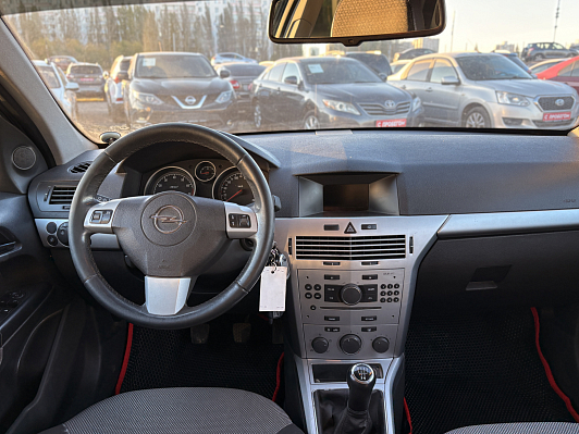 Opel Astra Enjoy, 2011 года, пробег 199780 км