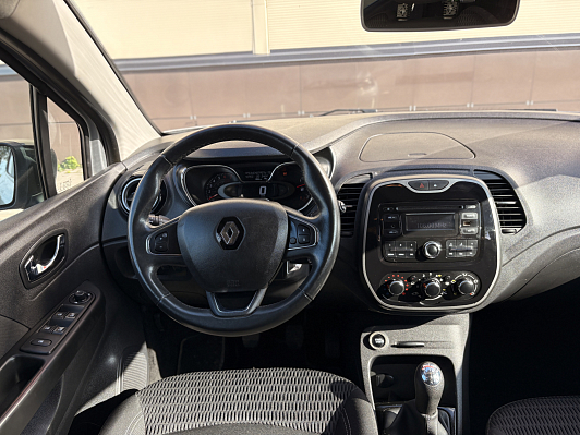 Renault Kaptur Drive, 2017 года, пробег 122213 км