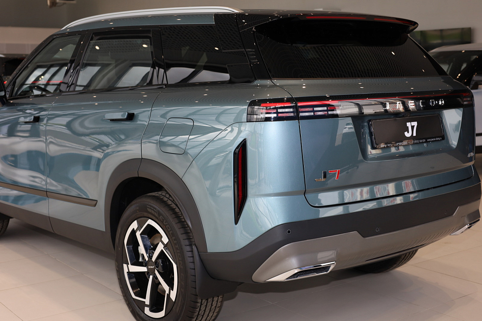 Jaecoo J7 Ultimate, зеленый