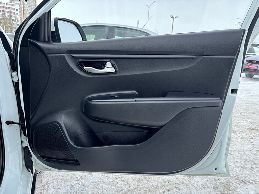 Kia Rio Luxe, 2018 года, пробег 134617 км