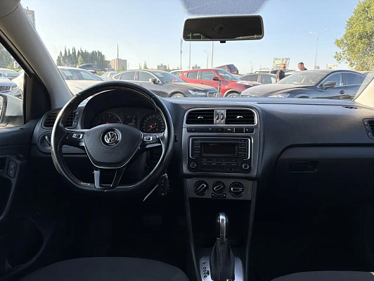 Volkswagen Polo Comfortline, 2020 года, пробег 138400 км