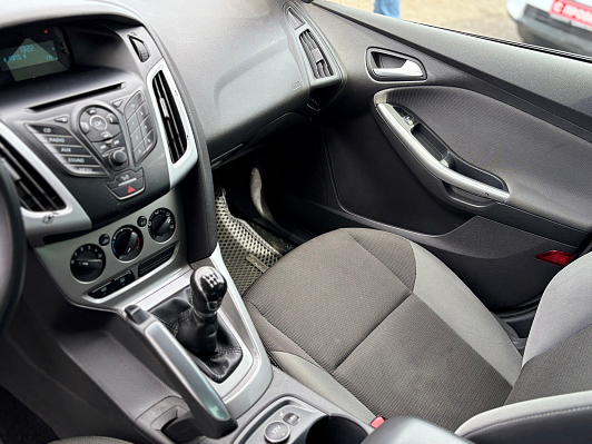 Ford Focus SYNC Edition, 2013 года, пробег 216020 км