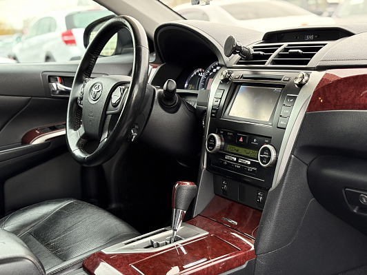 Toyota Camry, 2013 года, пробег 290000 км