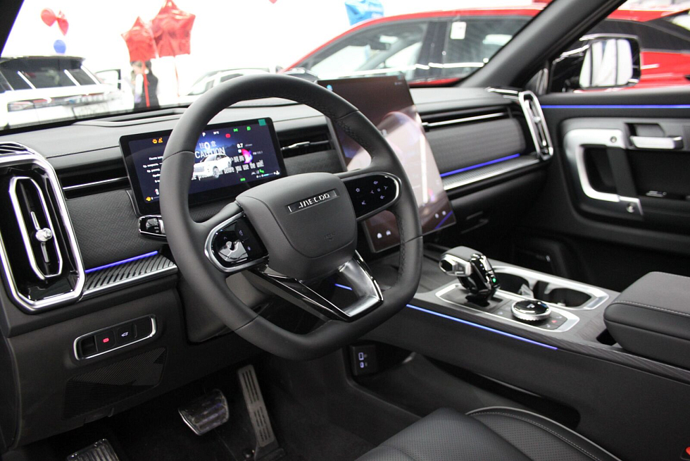 Jaecoo J7 Комфорт, черный