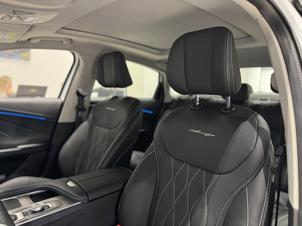 Chery Arrizo 8 Ультра Черный / Ultra Black, белый