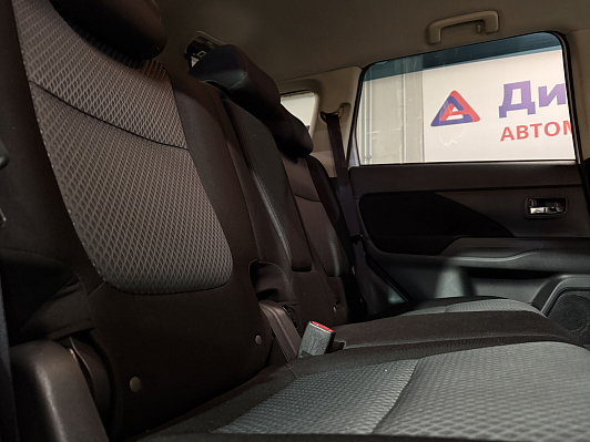 Mitsubishi Outlander, 2017 года, пробег 124693 км